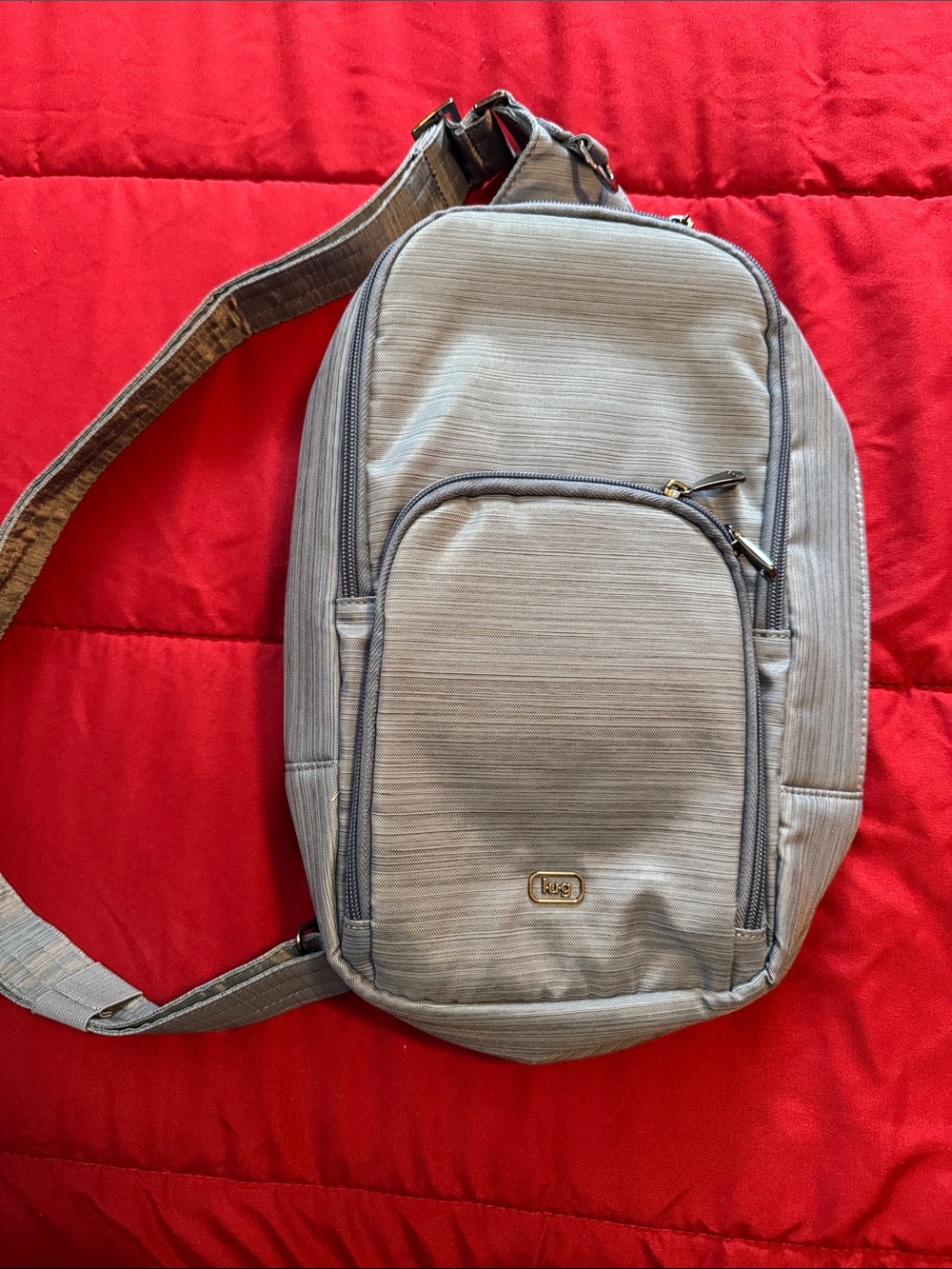 Lug sling bag